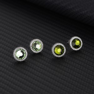 Austrian Crystals Cubic Zirconia Stud Earring 40200001