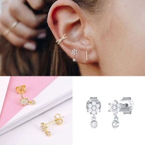 Silver Cubic Zirconia Flower Stud Earring 40200075