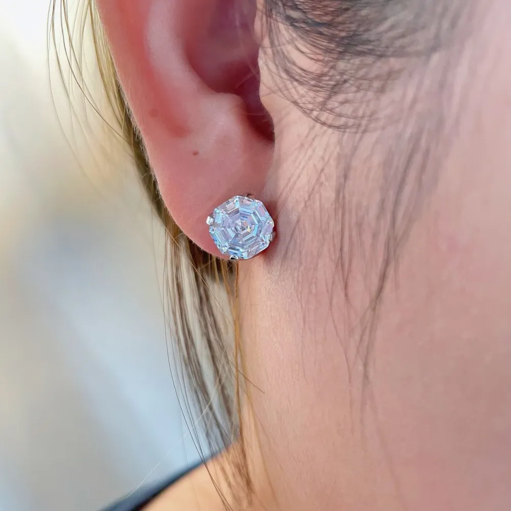 Shiny Octagon Zirconia Party Stud Earring 40200288 - image1