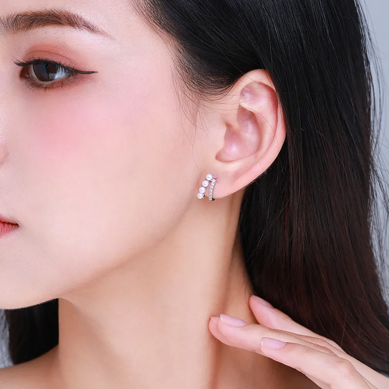 Zirconia Pearl Lines Stud Earring 40200294 - image1