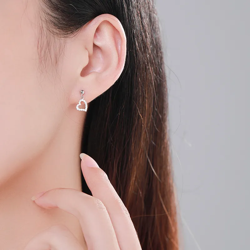 Lovely Zirconia Heart Stud Earring 40200304 - image1