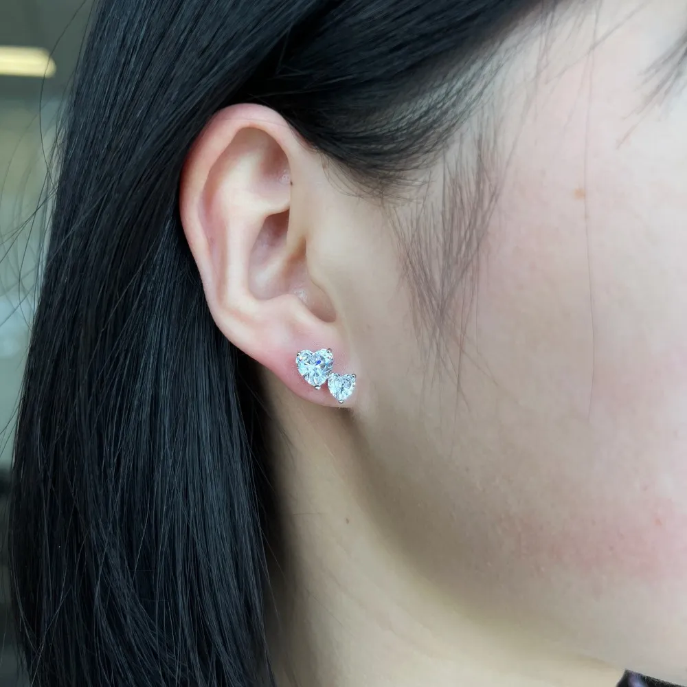 Shiny Double Heart Zirconia Wedding Stud Earring 40200320 - image2