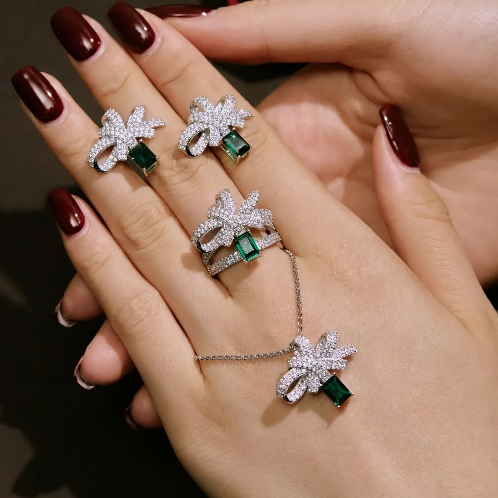 Luxury Emerald Zirconia Bow Party Stud Earrings 40200373 - image2