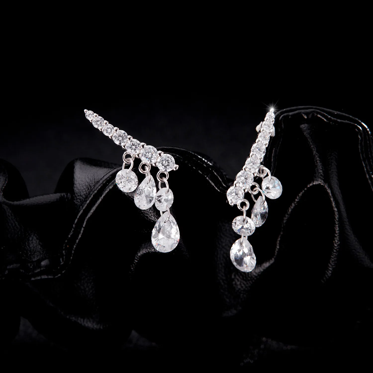 925 Sterling Silver Teardrop Zirconia Tassel Hoop Earring 40200538 - image2