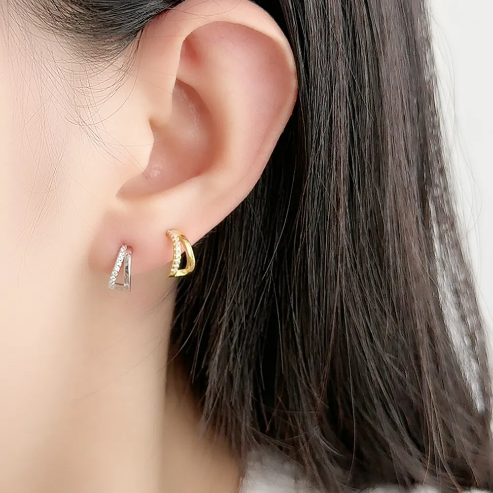 925 Sterling Silver Triangle Zirconia Stud Earring 40200552 - image1