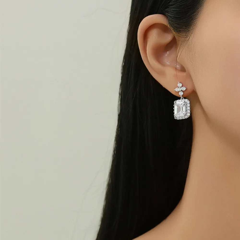 925 Sterling Silver Perfume Bottle Zircon Stud Earring 40200572 - image1