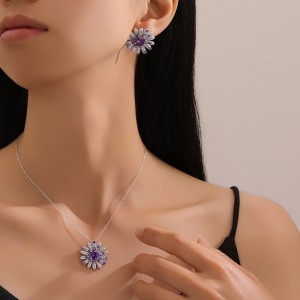 925 Sterling Silver Purple Zircon Daisy Earring 40200574