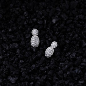 925 Sterling Silver Oval Geometric Pave CZ Earring 40200584