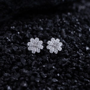 925 Sterling Silver Daisy Pave CZ Floral Stud Earring 40200585