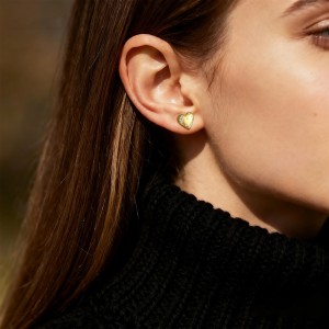 925 Sterling Silver Scattered CZ Puffy Heart Stud 40200641