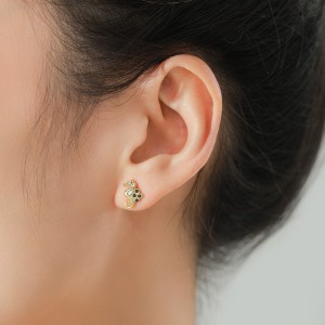 925 Sterling Silver Zircon Seahorse Stud Earring 40200657 925 Sterling Silver Zircon Seahorse Stud Earring 40200657