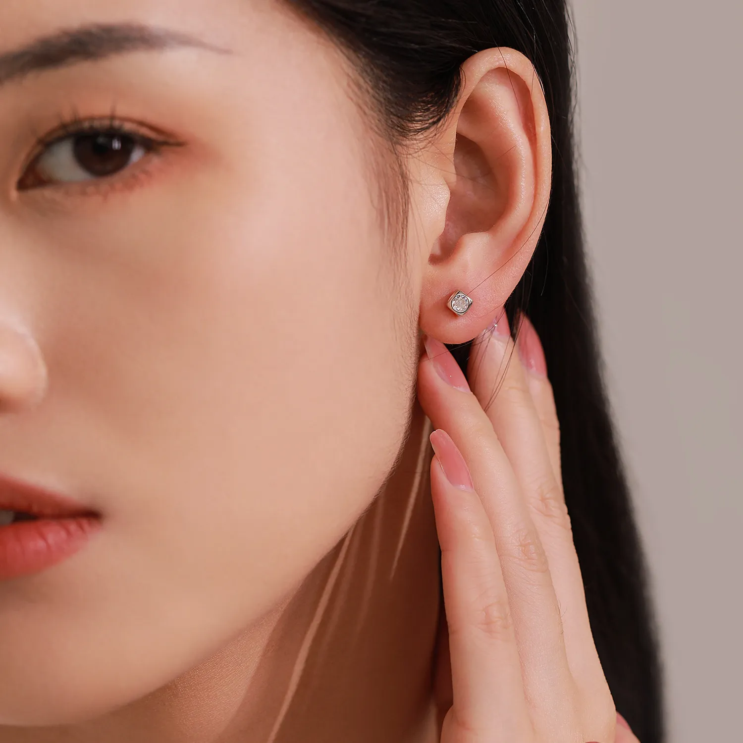 925 Sterling Silver Square CZ Stud Earring 40200675 - image1