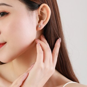 925 Sterling Silver Classic Teardrop CZ Stud Earring 40200683 925 Sterling Silver Classic Teardrop CZ Stud Earring 40200683