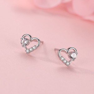 925 Sterling Silver Heart Minimalist CZ Stud Earring 40200684 925 Sterling Silver Heart Minimalist CZ Stud Earring 40200684