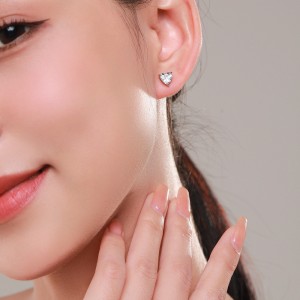 25 Sterling Silver Romantic Heart CZ Stud Earring 40200692 25 Sterling Silver Romantic Heart CZ Stud Earring 40200692