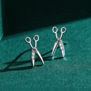 925 Sterling Silver Scissor-Shaped Zircon Stud Earring 40200702 925 Sterling Silver Scissor-Shaped Zircon Stud Earring 40200702