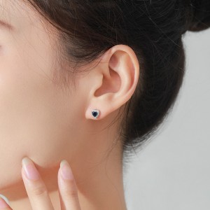 925 Sterling Silver Blue Heart Zircon Stud Earring 40200705 925 Sterling Silver Blue Heart Zircon Stud Earring 40200705