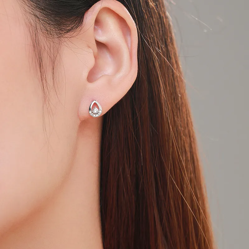 925 Sterling Silver Teardrop Zircon Stud Earring 40200708 - image1