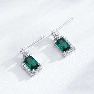 925 Sterling Silver Green Emerald-Cut Zircon Stud Earring 40200715