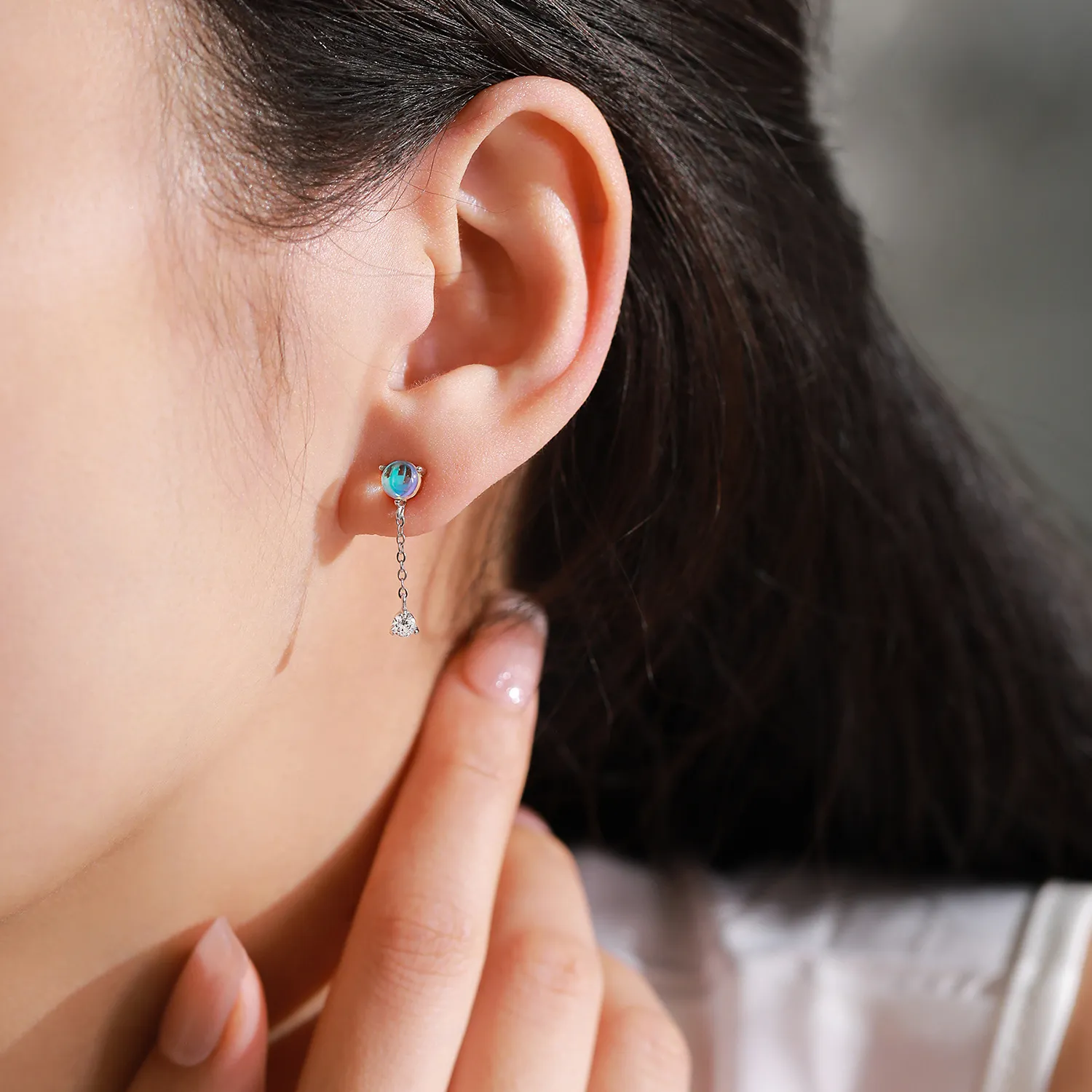 925 Sterling Silver Moonstone Tassel Dangle Stud Earring 40200730 - image1