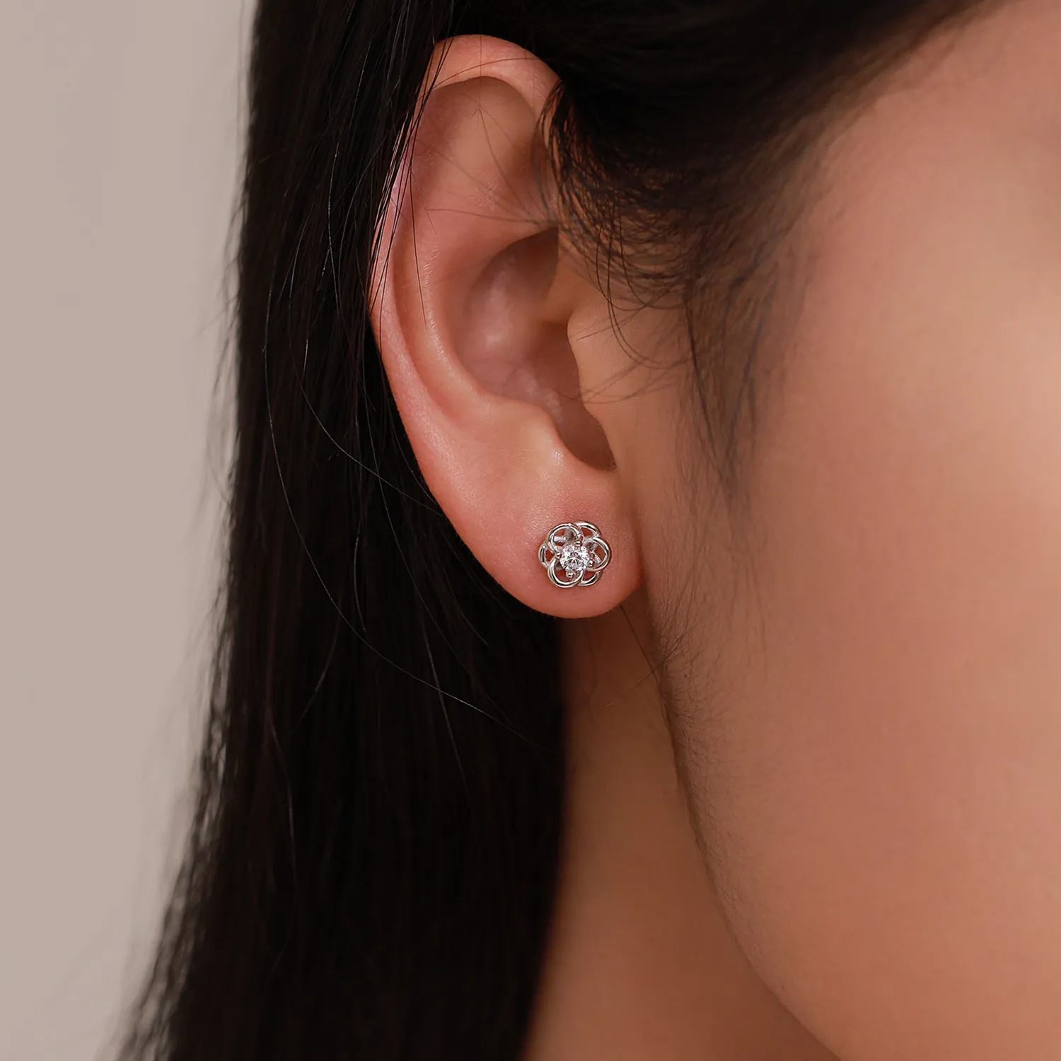 925 Sterling Silver Hollow Flower Zircon Stud Earring 40200731 - image1
