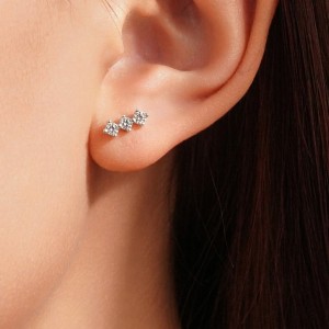 925 Sterling Silver Curved Three-Stone Studs 40200771 925 Sterling Silver Curved Three-Stone Studs 40200771