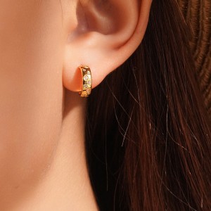 925 Sterling Silver Zirconia C-Hoops 40200773 925 Sterling Silver Zirconia C-Hoops 40200773