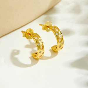 925 Sterling Silver Zirconia C-Hoops 40200773 925 Sterling Silver Zirconia C-Hoops 40200773