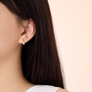 925 Sterling Silver Pear-Cut Teardrop Zirconia Stud Earrings 40200775 925 Sterling Silver Pear-Cut Teardrop Zirconia Stud Earrings 40200775