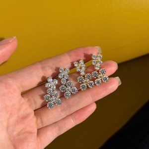 925 Silver Floral Cluster Statement Stud Earrings 40200783 925 Silver Floral Cluster Statement Stud Earrings 40200783