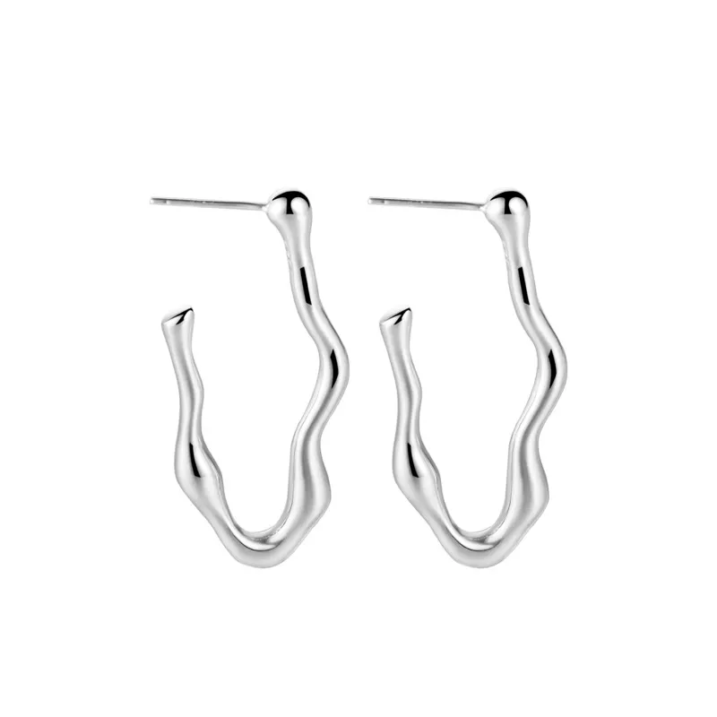 Curving Lines Stud Earring 40400030