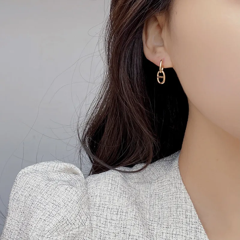 Geometric Linked Chain Stud Earring 40400042 - image1