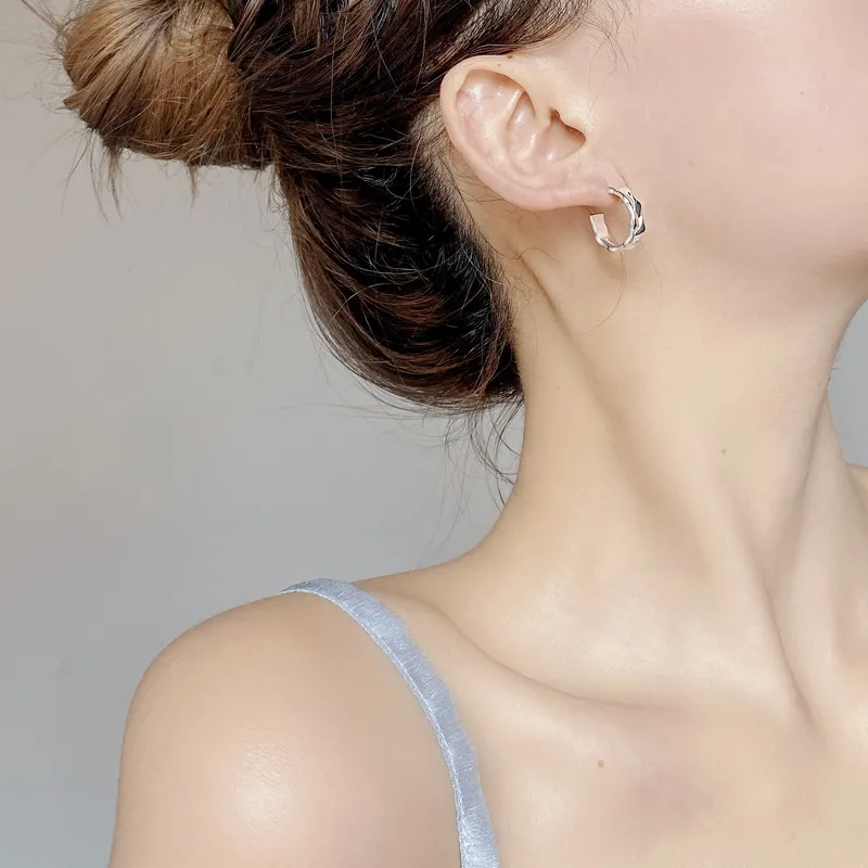 Geometric Edges Stud Earring 40400049 - image2