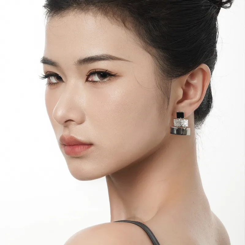 Geometric 3 Tones Layers Stud Earring 40400056 - image2