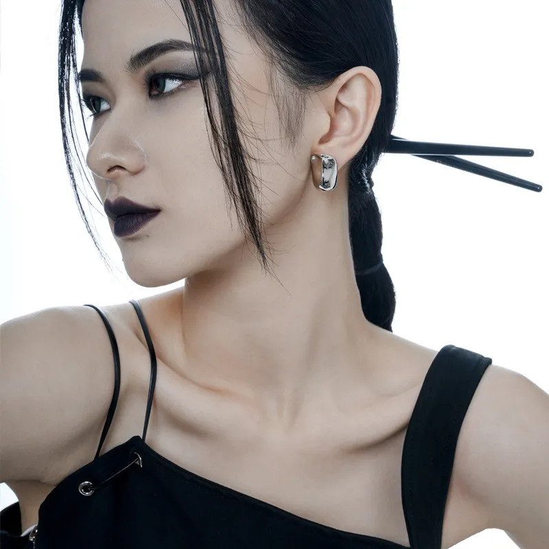 Geometric Polished Pearl Stud Earring 40400057 - image2