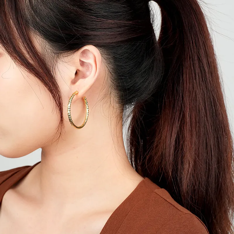 925 Sterling Silver Textured C-Shaped Hoop Earring 40400106 - image1