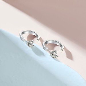 925 Sterling Silver Geometric Mirror Finish Stud Earring 40400110