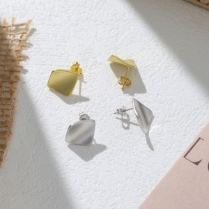 925 Sterling Silver Geometric Square Stud Earring 40400113