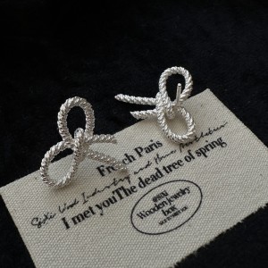 925 Sterling Silver Twisted Rope Bow Stud Earring 40400127
