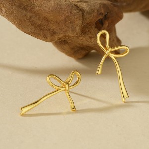 925 Sterling Silver Wire Bow Stud Earring 40400131