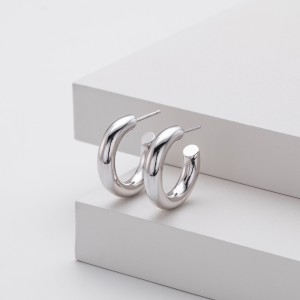 925 Sterling Silver Polished Chunky C-Hoop Earrings 40400137 925 Sterling Silver Polished Chunky C-Hoop Earrings 40400137