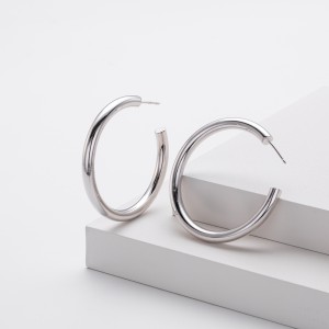 925 Sterling Silver Polished Chunky C-Hoop Earrings 40400137 925 Sterling Silver Polished Chunky C-Hoop Earrings 40400137