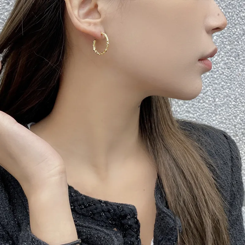 925 Sterling Silver Irregular Crinkled Texture C-Hoop Earrings 40400150 - image1