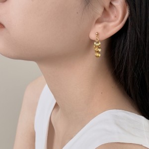 925 Sterling Silver Sequin Chain Tassel Drop Stud Earrings 40400152 925 Sterling Silver Sequin Chain Tassel Drop Stud Earrings 40400152