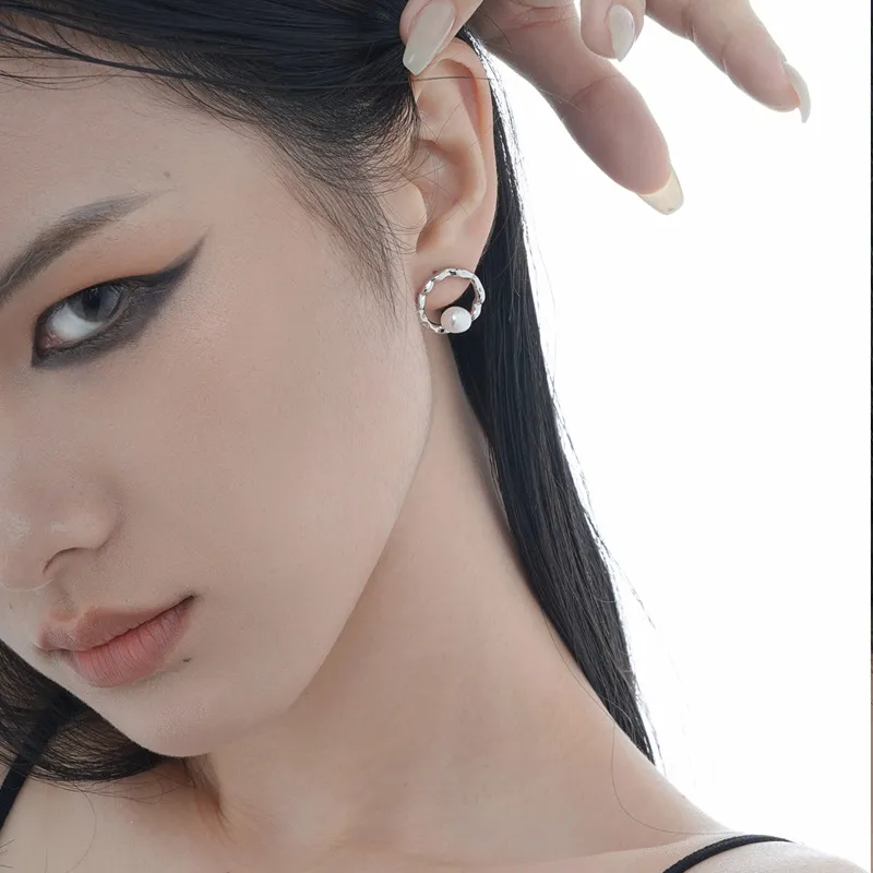 Round Circle Pearl Stud Earring 40500006 - image2