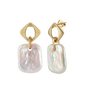 925 Sterling Silver Baroque Fresh Water Pearl Stud Earring 40500022