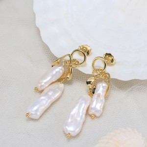 925 Sterling Silver Irregular Baroque Fresh Water Pearl Earring 40500038