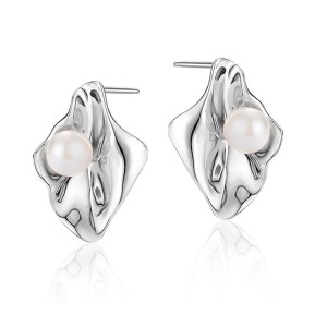 925 Sterling Silver Irregular Pearl Stud Earring 40500071