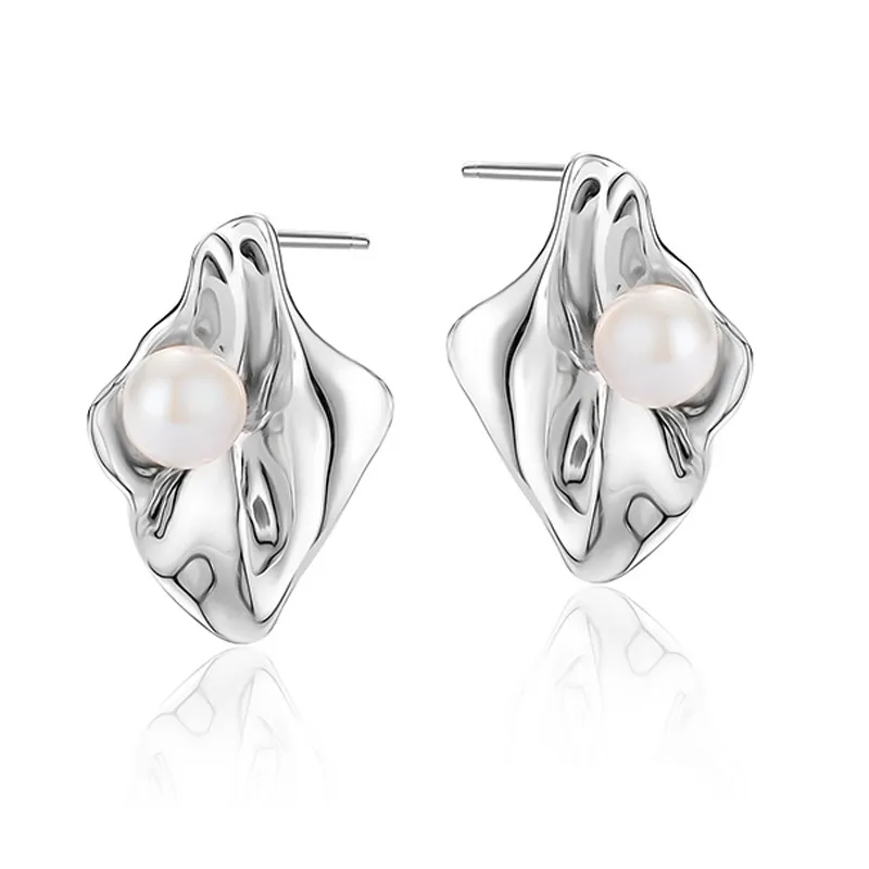 925 Sterling Silver Irregular Pearl Stud Earring 40500071