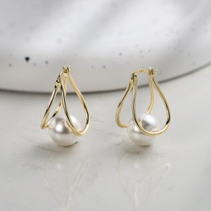 925 Sterling Silver Double Loop Shell Pearl Earrings 40500084